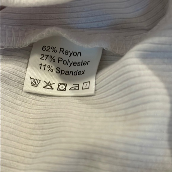 NEW White Ribbed Scoop Neck Long Sleeve Shirt - Picture 5 of 8